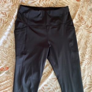 Black leggings